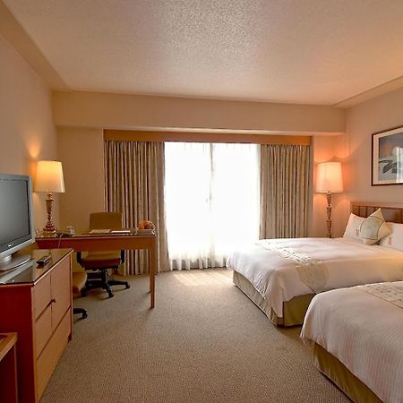 First Hotel Taipei Bagian luar foto