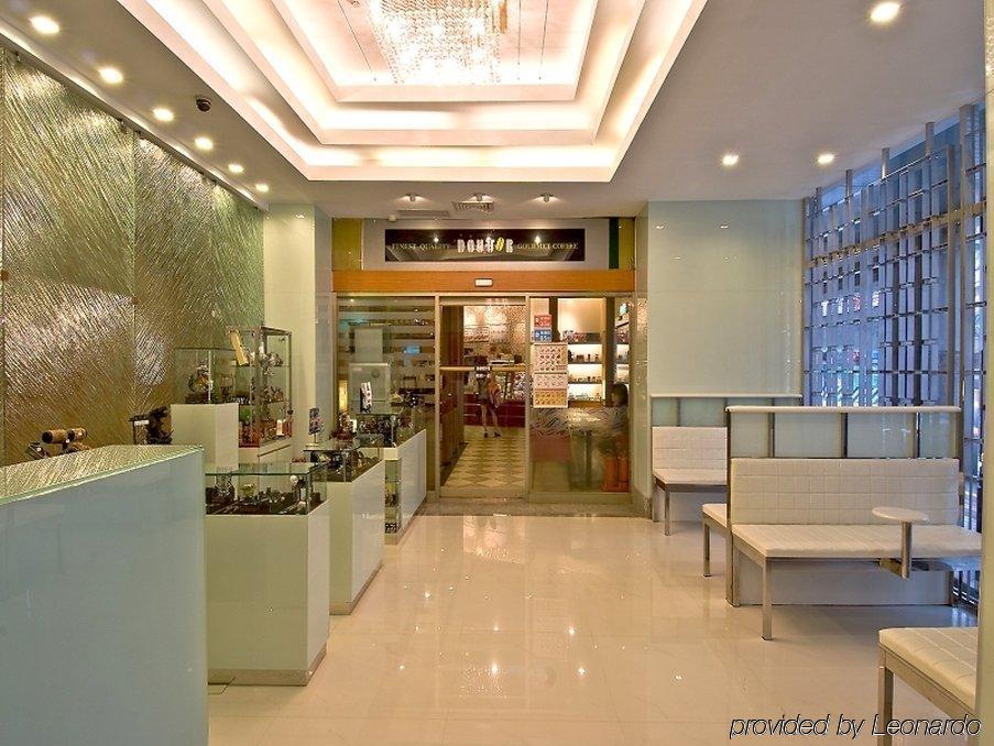First Hotel Taipei Bagian luar foto