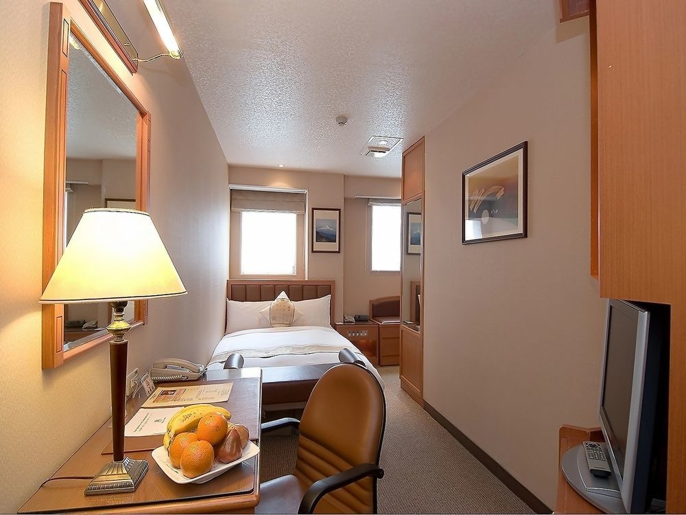 First Hotel Taipei Bagian luar foto