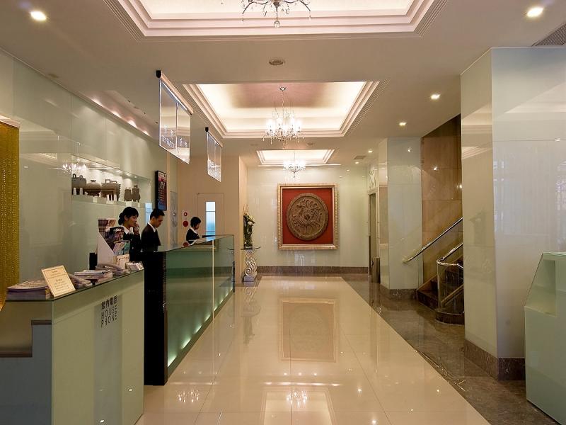 First Hotel Taipei Bagian luar foto