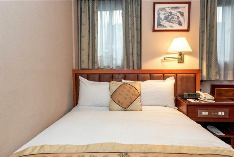 First Hotel Taipei Bagian luar foto